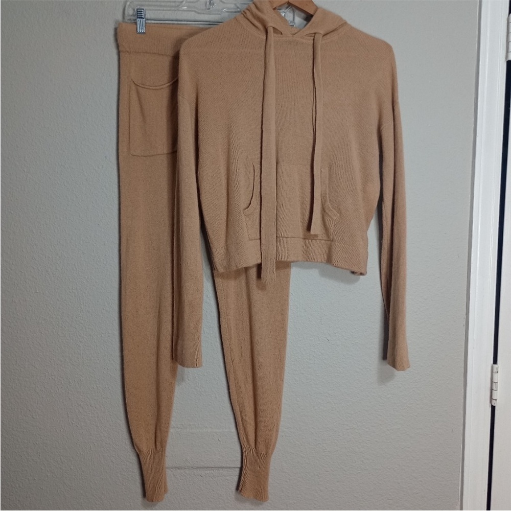 Naadam Cashmere Set Joggers And Hoodie